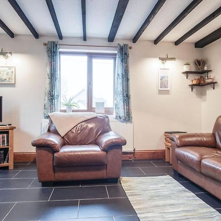 The Brambles - 2 Bedroom Cottage - Llanteg エクステリア 写真