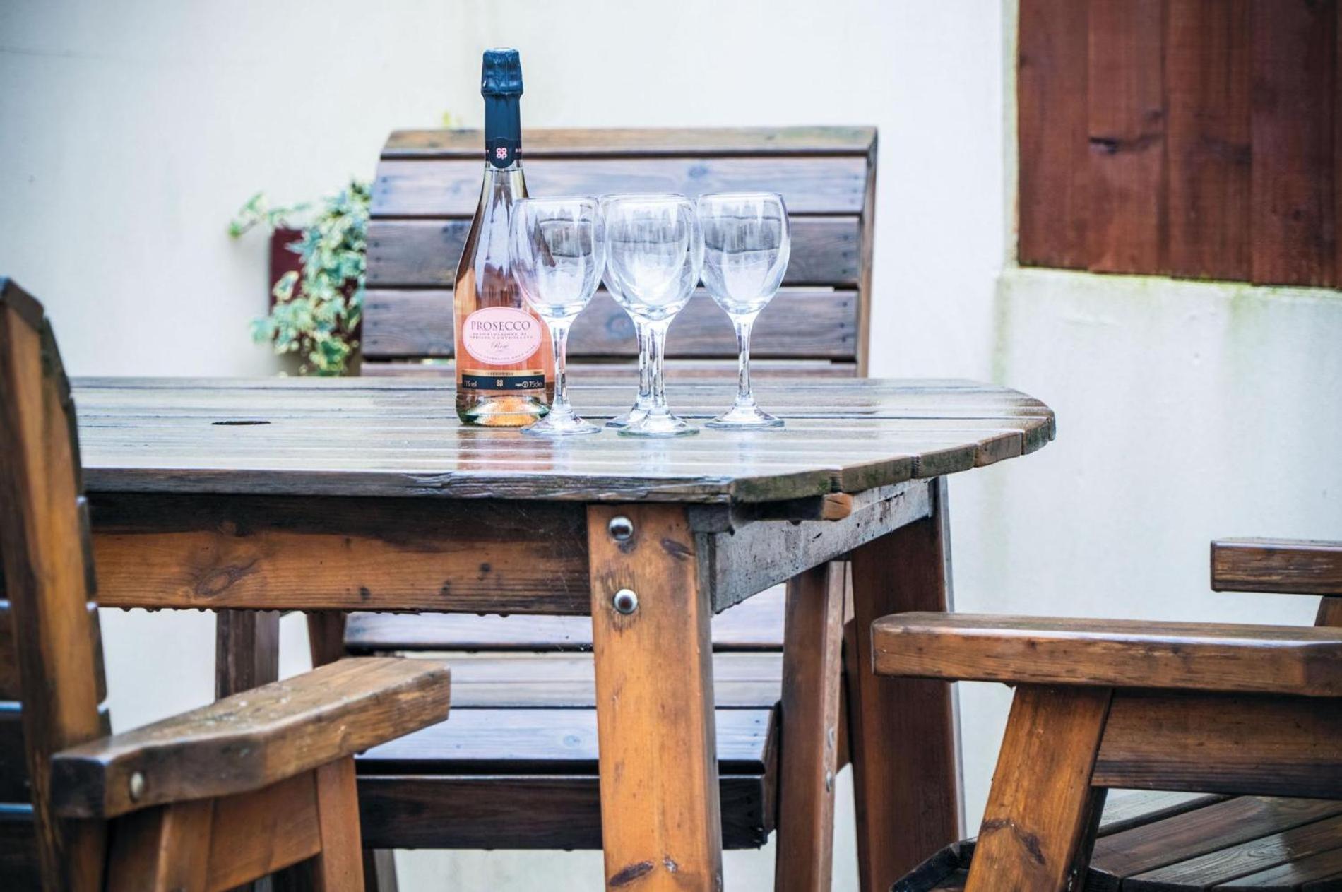 The Brambles - 2 Bedroom Cottage - Llanteg エクステリア 写真