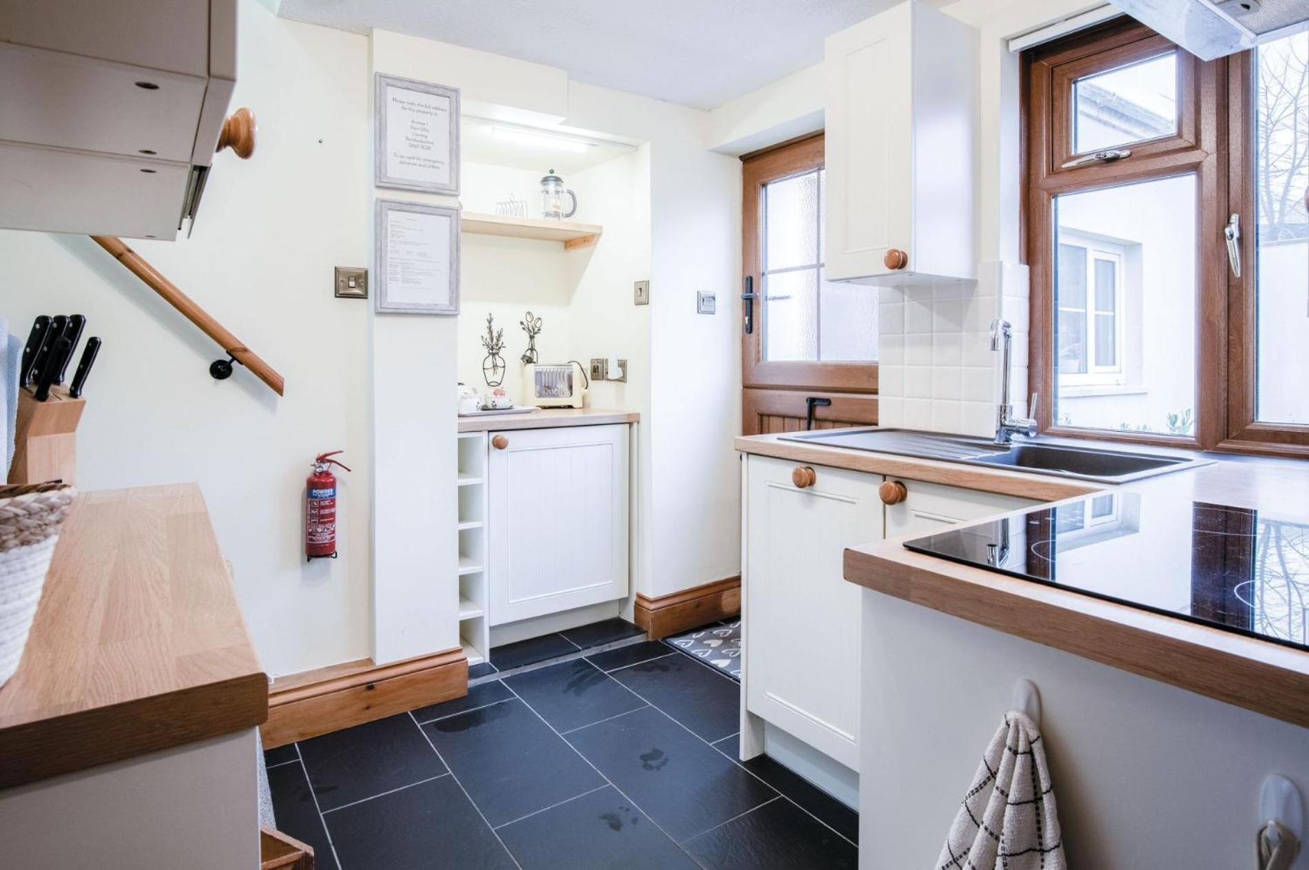 The Brambles - 2 Bedroom Cottage - Llanteg エクステリア 写真