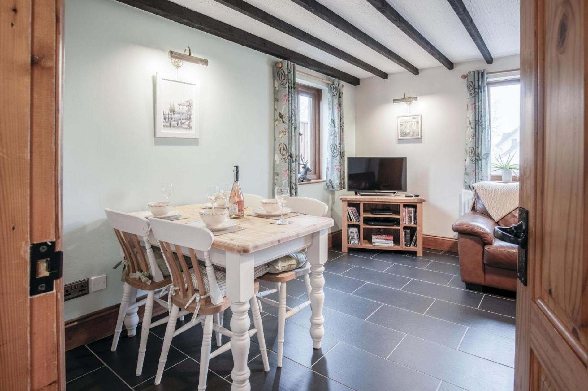 The Brambles - 2 Bedroom Cottage - Llanteg エクステリア 写真